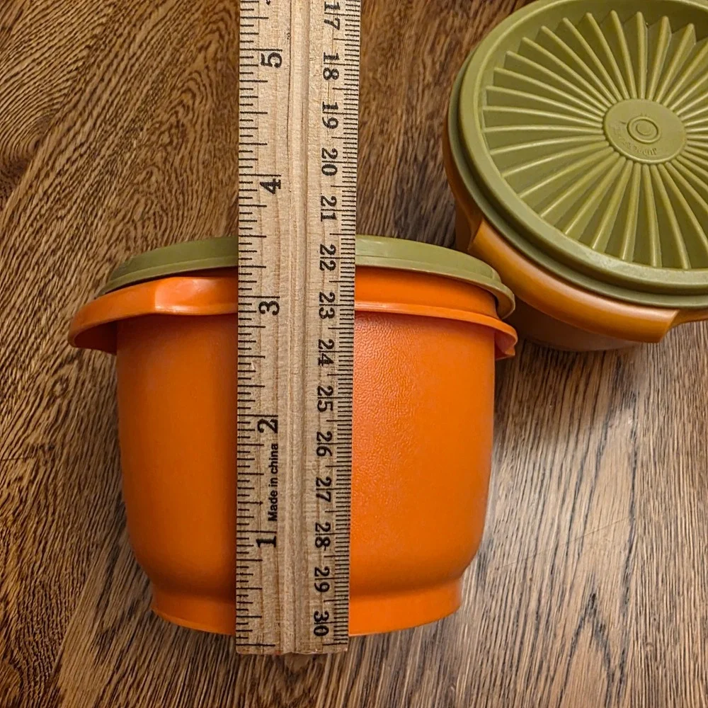 Vintage Tupperware Servalier Bowls 20 oz Orange Mustard Sunburst Lids Set of 2